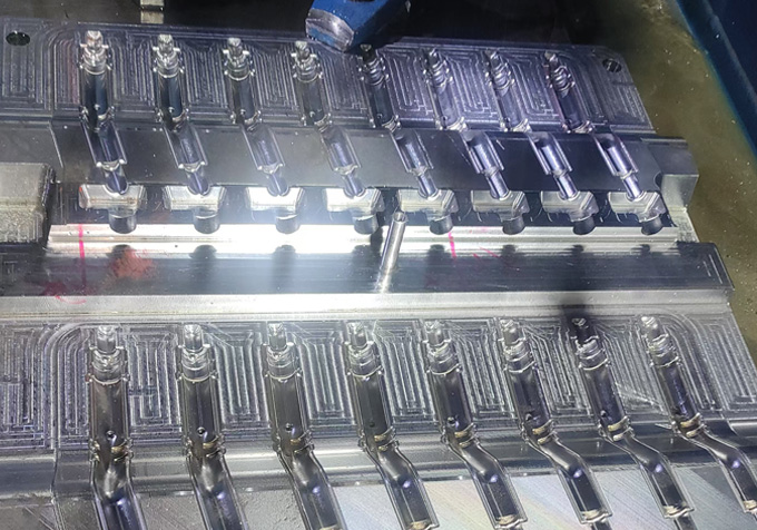 传统塑胶模具与高效冷流道模具效率大比拼